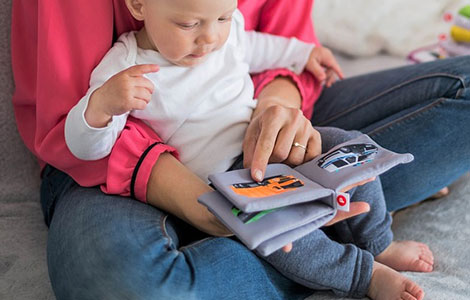 5 razloga zbog kojih su taktilne knjige dobre za vašu bebu laguna knjige